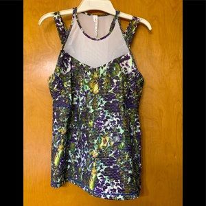 Women’s lululemon yoga tank top size 10